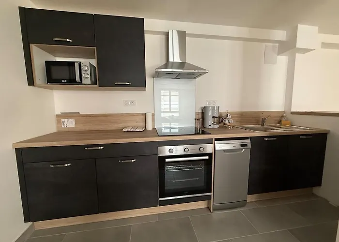 Le Sanctuzen Proche Sanctuaire, Spacieux *