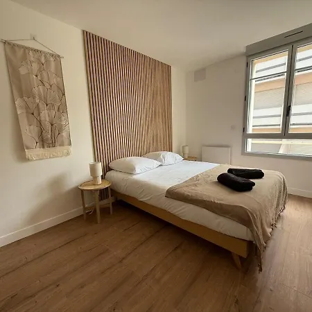 Le Sanctuzen Proche Sanctuaire, Spacieux Апартаменты *